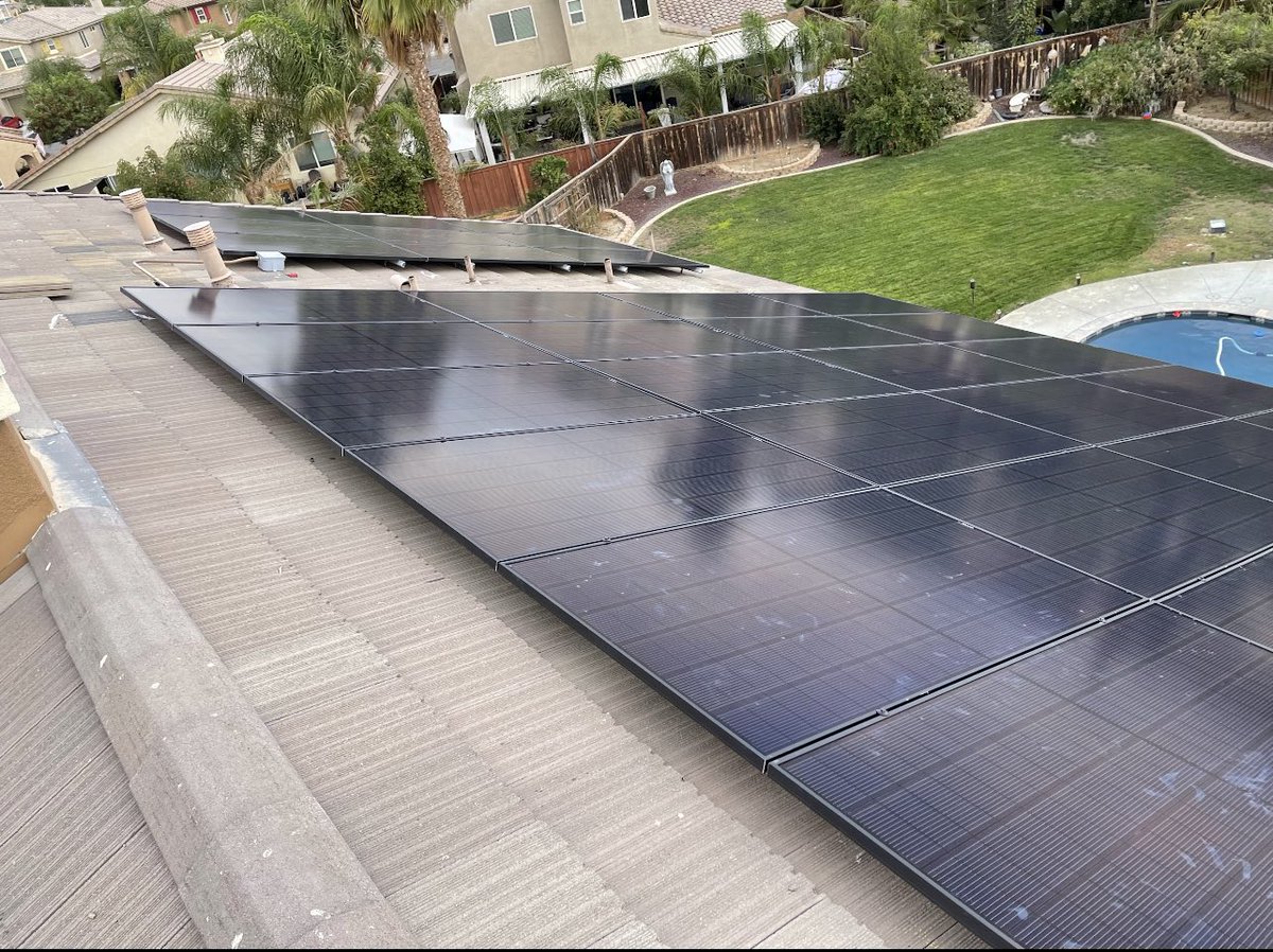 owenclymer's tweet photo. @SIRCStock  #solar #residential #projects https://t.co/0tg7vVsx03