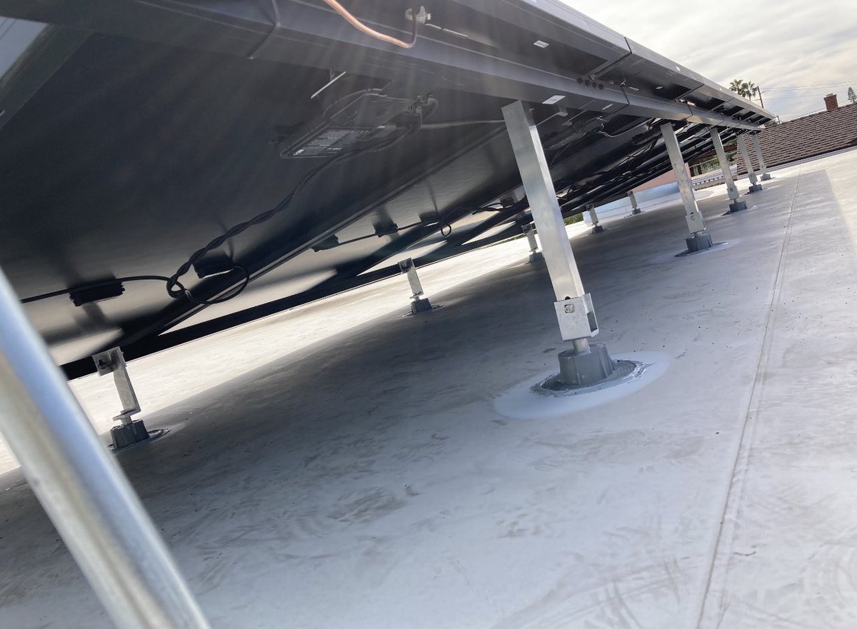 owenclymer's tweet photo. @SIRCStock #solar #residential #projects https://t.co/Y5hHMSrZtM