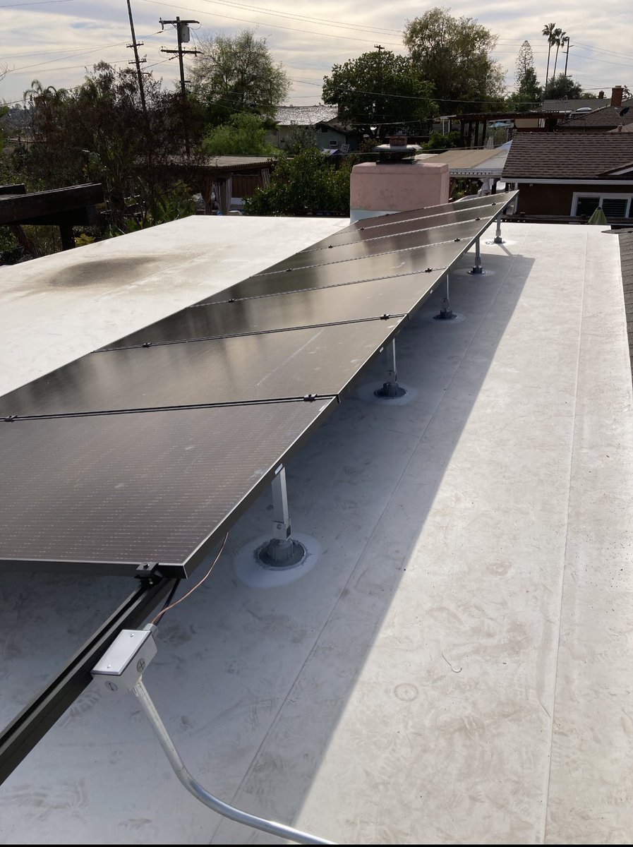 owenclymer's tweet photo. @SIRCStock #solar #residential #projects https://t.co/Y5hHMSrZtM