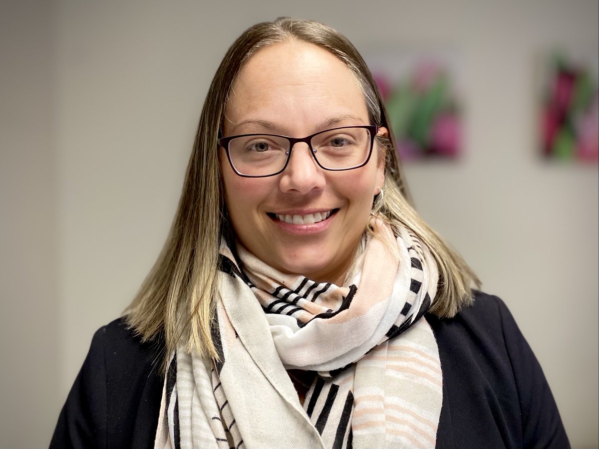 hopitalmontfort's tweet photo. Montfort nomme Valérie Dubois Desroches au poste de vice-présidente, programmes cliniques et flot du patient. Félicitations Valérie! https://t.co/47UdJzJ5Z0 https://t.co/kdgsYROIr6