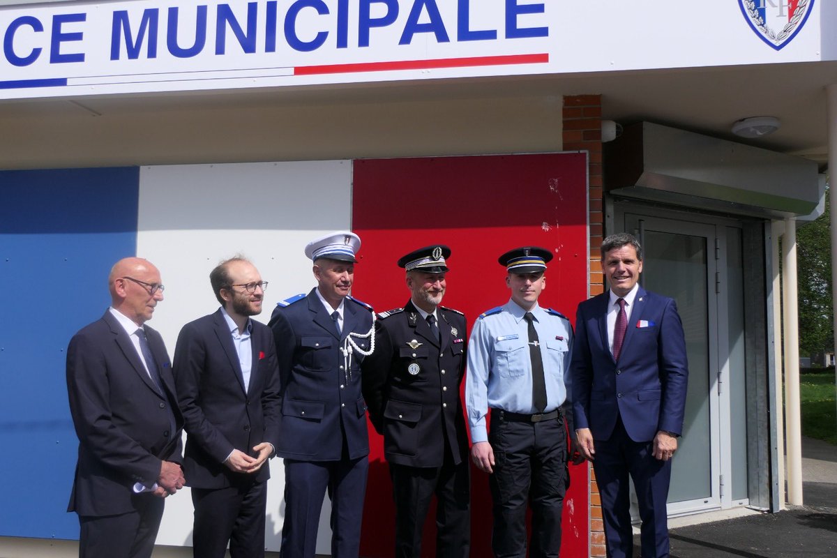 L'État continue-t-il à s'intéresser à nos territoires ? A la sécurité de nos territoires ? Je dis ça, je dis rien... #geralddarmanin #philippecourt #emmanuelmacron