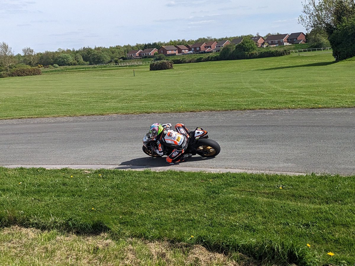 Ste806134's tweet photo. @JCowardRacing Aintree test today on the R6 https://t.co/HIlgMQaOmA