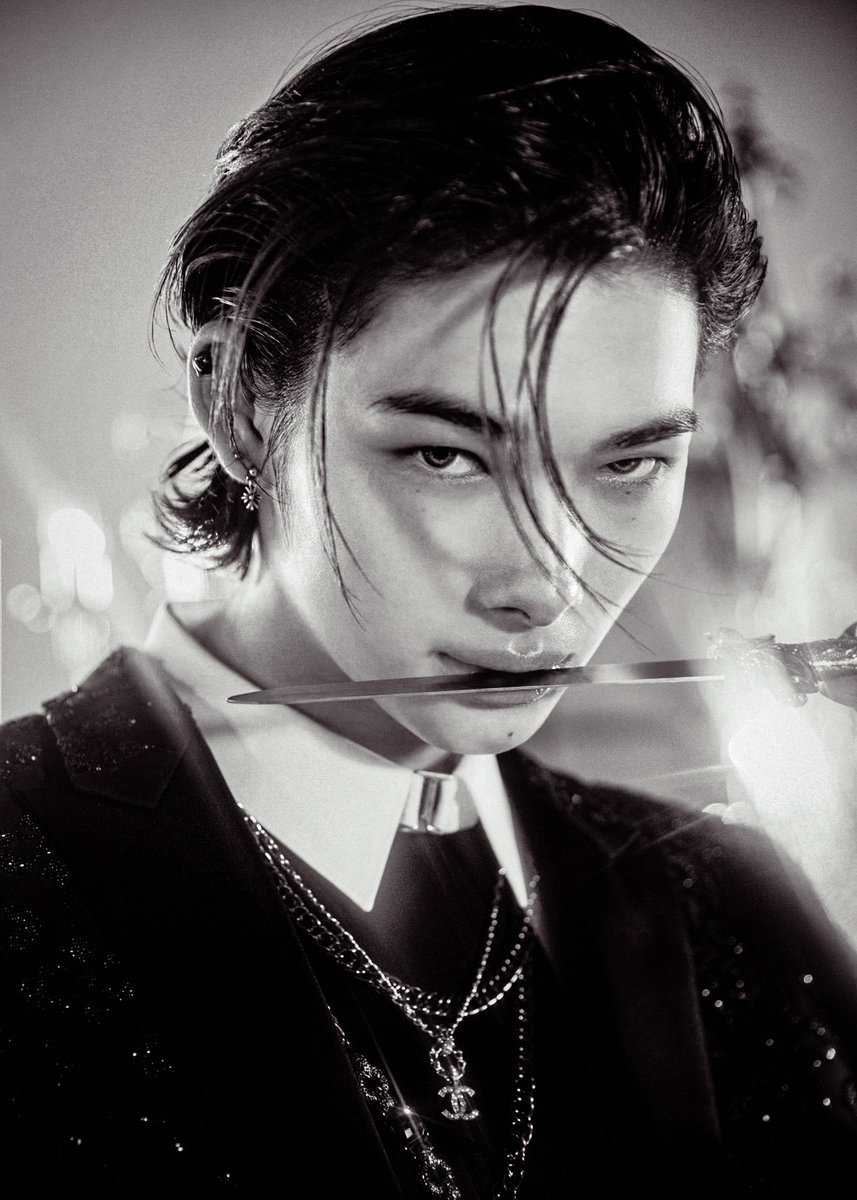 SALTNIKI's tweet photo. Vampire ENHYPEN black ver🖤🐺 https://t.co/Mx4662eiAu
