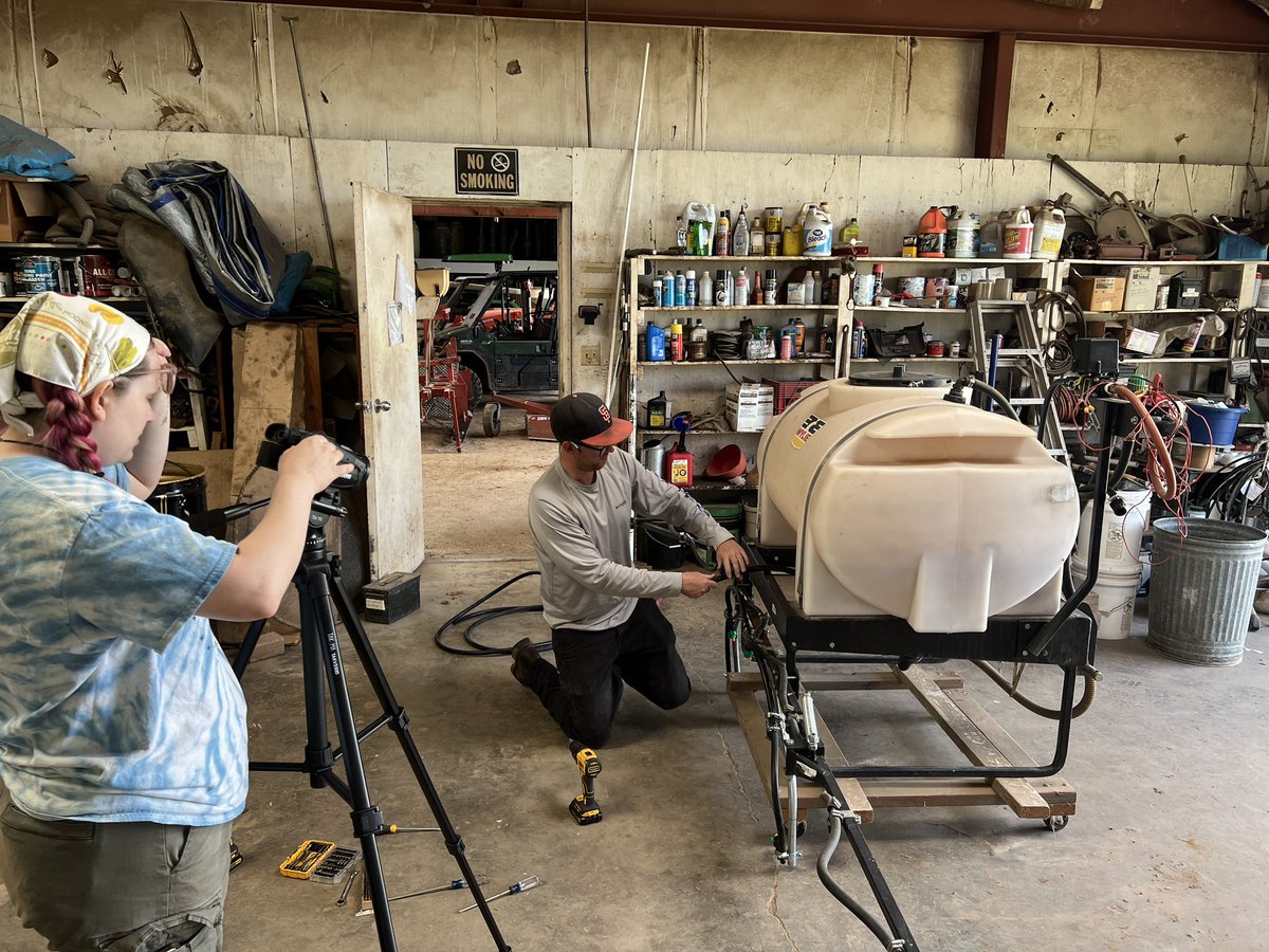 Aaron Cato (@aaronjcato) on Twitter photo Never a dull day at <a href="/uarkhort/">uarkhorticulture</a>. We’re currently retrofitting a classic boom type sprayer with a 5-nozzle hoop for spraying strawberries. We’re building a how-to video for our YouTube channel, ARFruitveg, and a fact sheet so you can build your own.
#uaexHORT Never a dull day at <a href="/uarkhort/">uarkhorticulture</a>. We’re currently retrofitting a classic boom type sprayer with a 5-nozzle hoop for spraying strawberries. We’re building a how-to video for our YouTube channel, ARFruitveg, and a fact sheet so you can build your own.
#uaexHORT