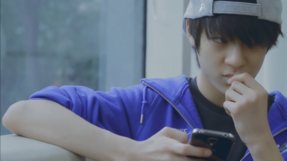 พระเอก mv กามิ