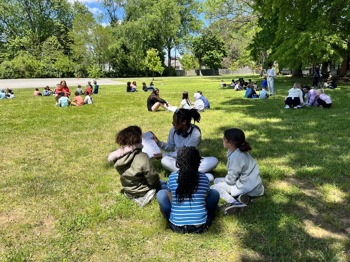 IsabelMLake's tweet photo. Thank you to @WilderWildcats for hosting these @KammererCubs students to read their children’s books. We ❤️❤️❤️ being next door to share and collaborate. https://t.co/6qpMwgDsbq
