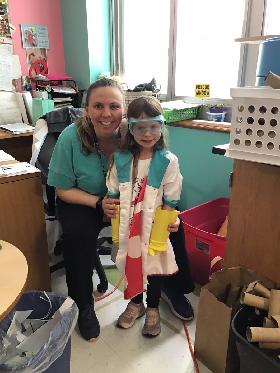 Mrs. Pearsall tweet media