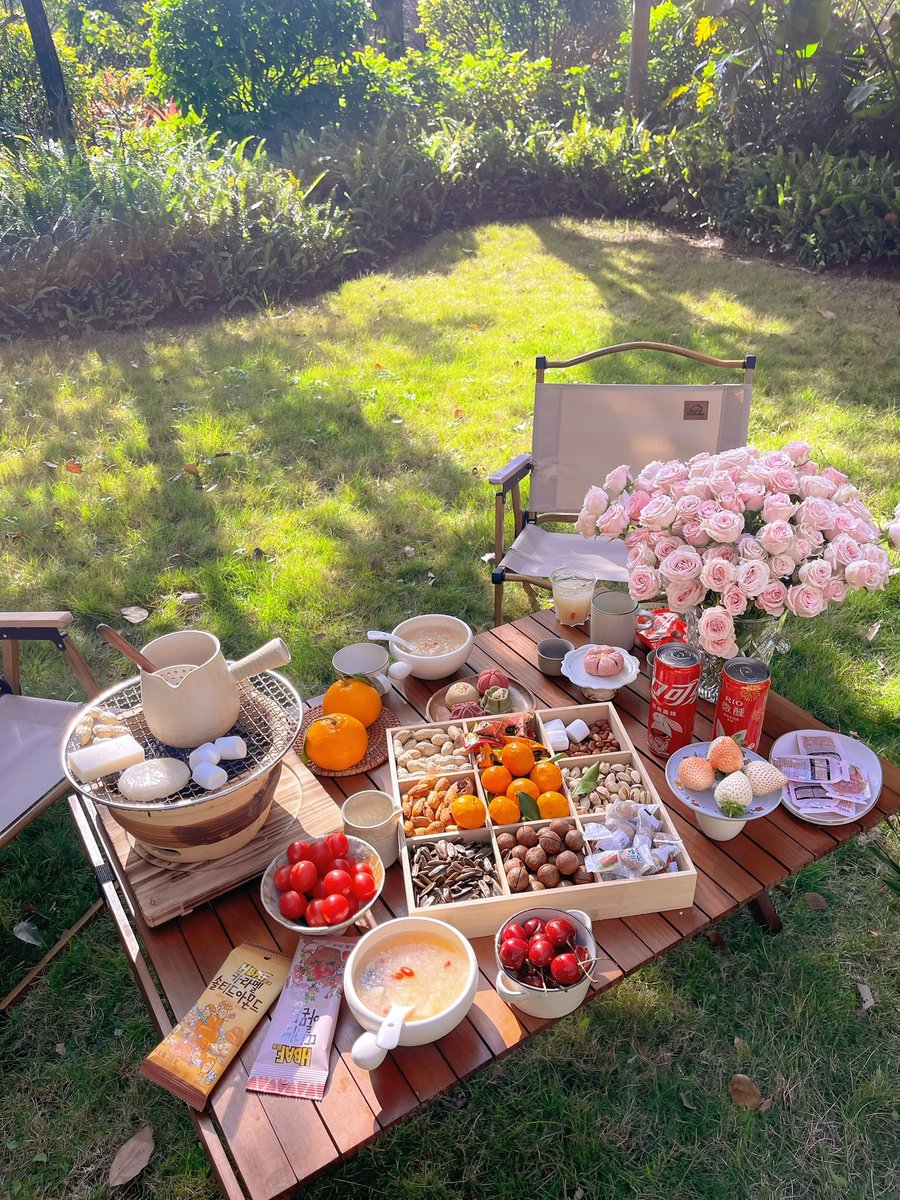 UUQQTwi's tweet photo. Afternoon tea while camping, and friends can have a good get-together. https://t.co/hMrKCLyOGI