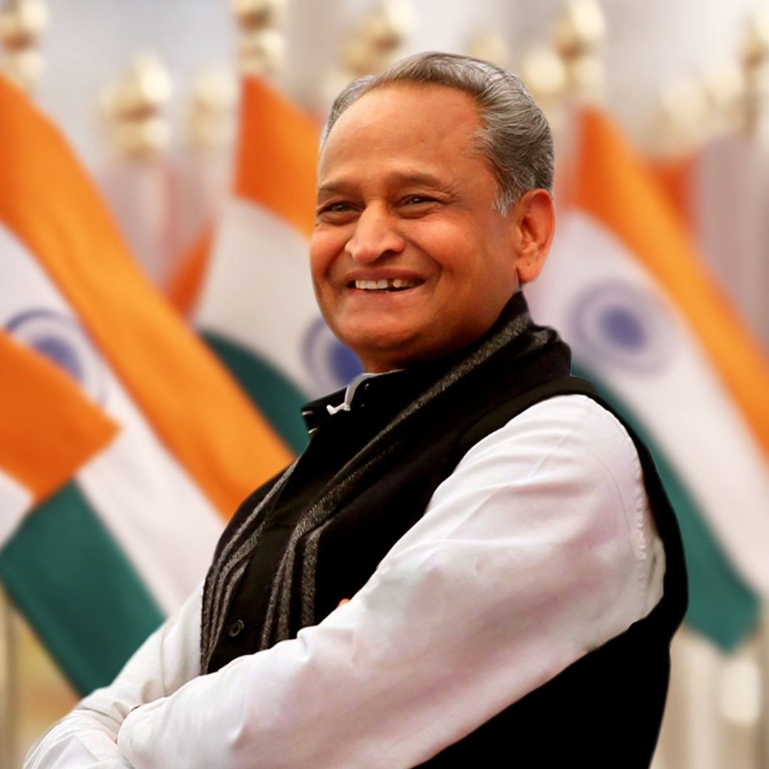 JhunjhunuIt's tweet photo. प्रदेश के माननीय मुख्यमंत्री श्री 
@ashokgehlot51
 जी को जन्मदिवस की हार्दिक शुभकामनाएं... https://t.co/CgRxf6DApj