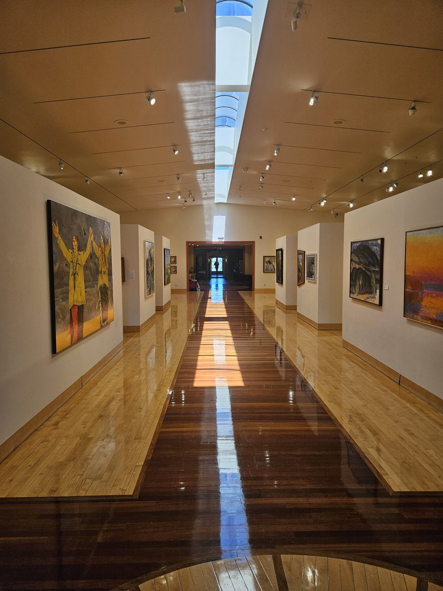 ngertsema's tweet photo. This walk every Wednesday to my Rotary meeting at #akma Albrecht Kemper Museum of Art is one of the highlights of my week. They're always changing the exhibits, and it's usually a pleasant surprise. https://t.co/Rrbxj4EoSm