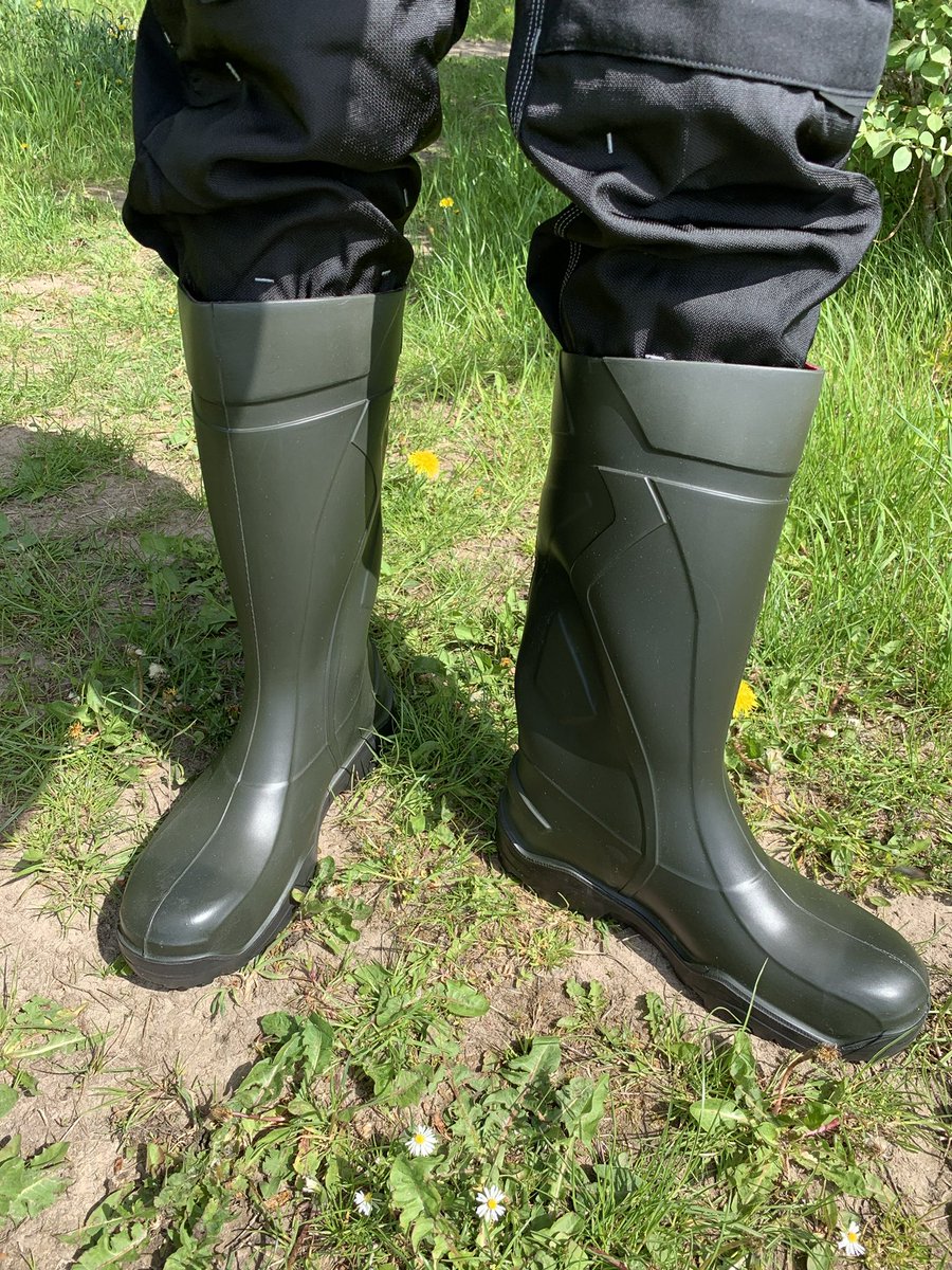 NorabootsDK tweet media