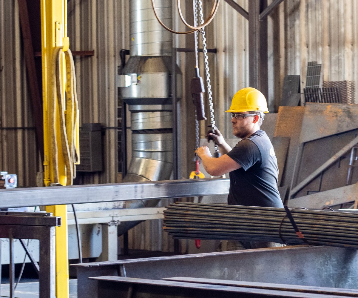 Performance_Fab's tweet image. Happy National Skilled Trades Day -  Our team plays a crucial role in our mission to provide high-quality structural steel welding and custom fabrication services to our customers. THANK YOU 👏
#NationalSkilledTradesDay #PerformanceFab #SkilledTrades #WelderNation