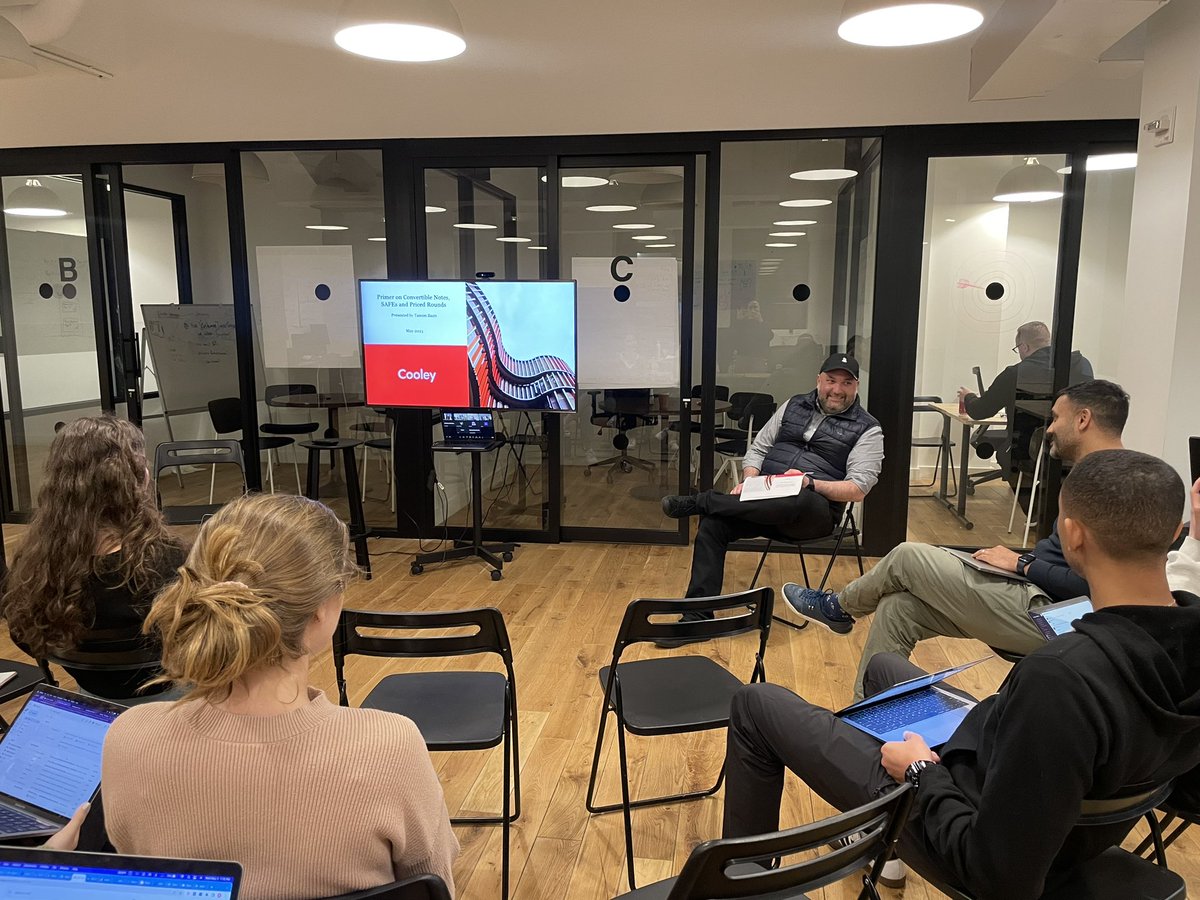 Really informative session with <a href="/Tamim_Bazzi/">Tamim Bazzi</a> on the Pros and Cons of Convertible Notes, SAFEs, and Priced Rounds🙌 <a href="/kdmcilroy/">Kerry McIlroy</a> you have a very impressive team!