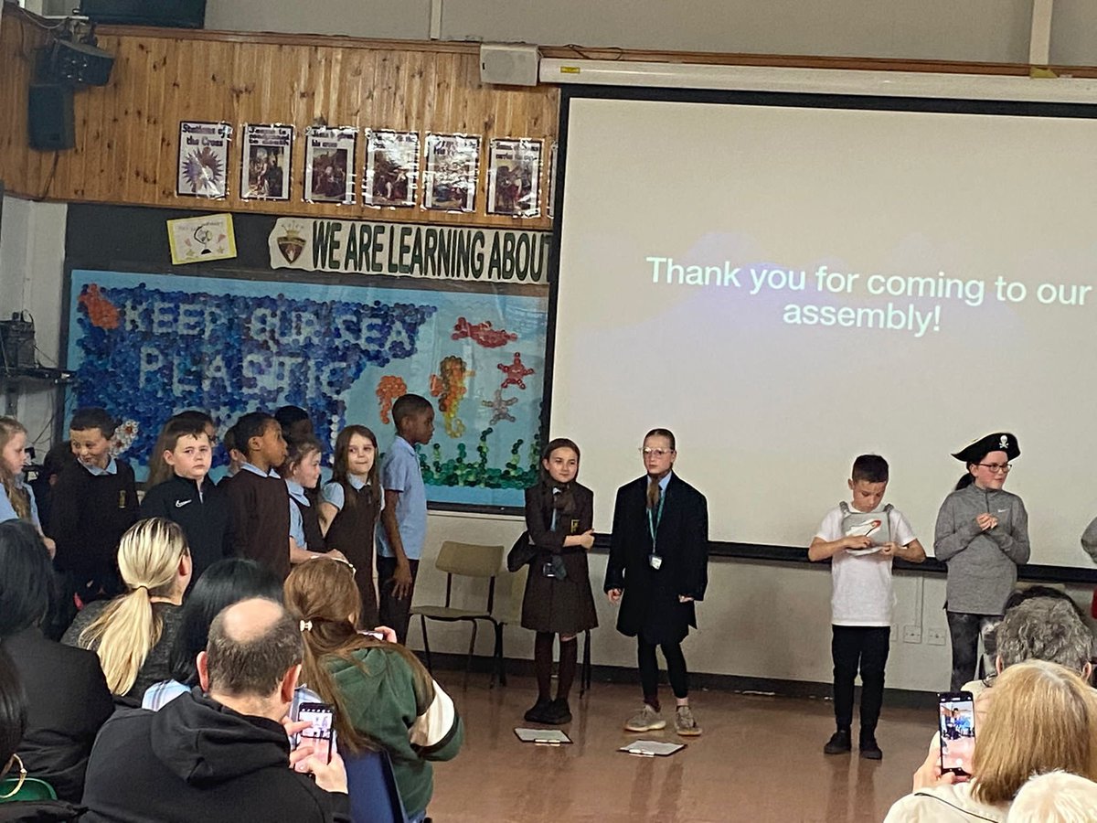 MrMcNulty3's tweet photo. Primary 6/5 and 5 had an amazing assembly today showing their parents all their learning about space! @StBlanesGCC @MrOBrienPrimary https://t.co/ML9pLsXUk6
