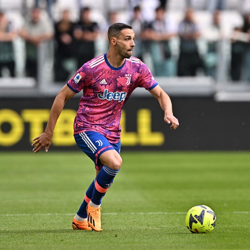 juventusfc's tweet photo. Le condizioni di Mattia De Sciglio