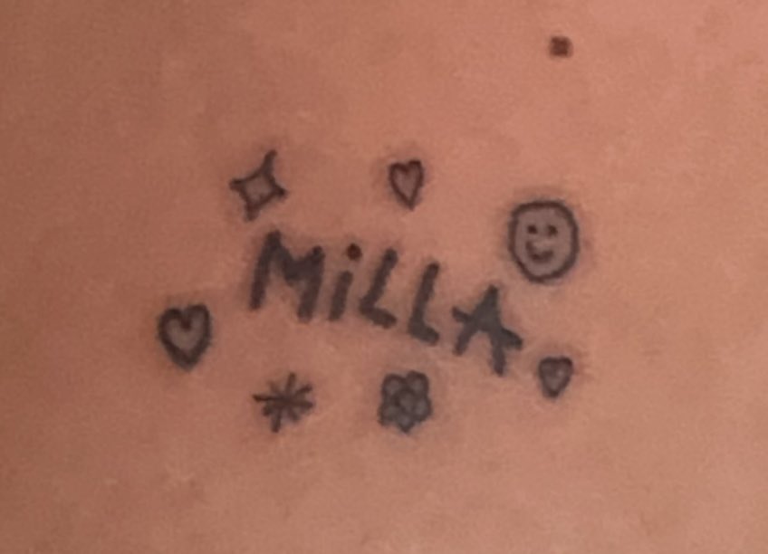 malfeitattoo's tweet photo. #40 primeira tatuinha de Beberes e ela me inventa esse negocinho ticoticotiquinho mini teste de oftalmologista XD
agenda aberta pra SP (maio e junho) e europa (agosto) e-mail: malfeitour@gmail.com #malfeitona #malfeitonatattoo #ignorantstyle https://t.co/4JswOEs2yA