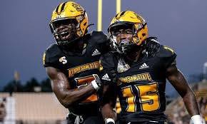 BrunswickFB's tweet photo. Kennesaw,GA➡️Brunswick,GA- Thank you @kennesawstfb @CoachLiamKlein for making BHS a recruiting stop! We appreciate you spending some time talking about our Pirate Prospects. 🟦🟨🏴☠️⚓️☠️ #PiratePride #AllAboutTheFamily #RecruitBHS #StopByTheHigh https://t.co/iyysoYqWQV