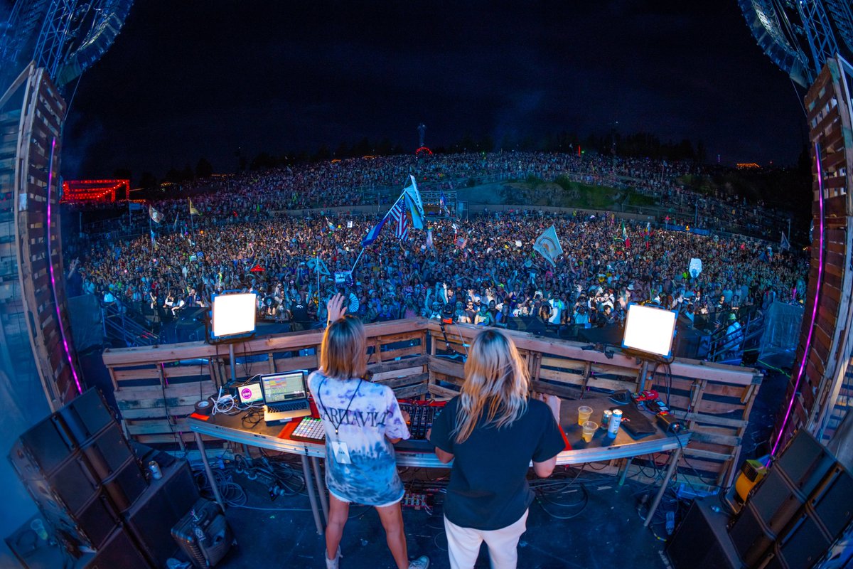 WooshRocks tweet media