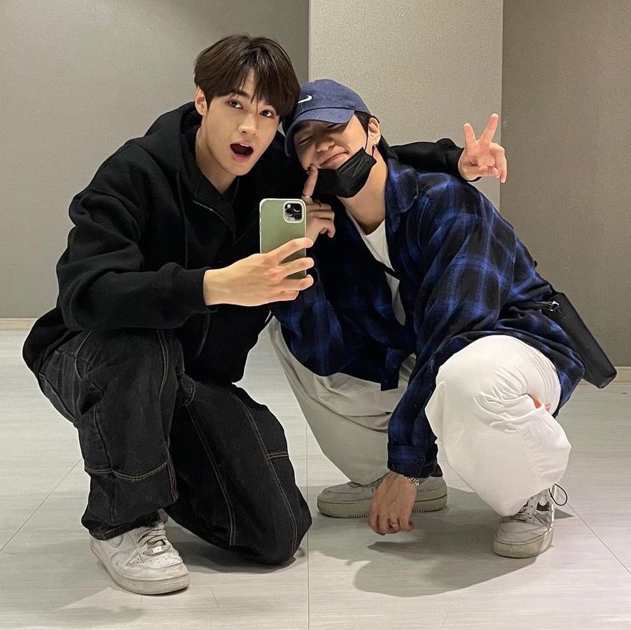cristalwoo_'s tweet photo. Did I stop everything I was doing to draw this? YES🙈.
I'm so happy today! #JAYWOO 🥲😍
#윤종우 #YOONJONGWOO #제이 #JAYCHANG #JAY https://t.co/qhPEmKFXRd