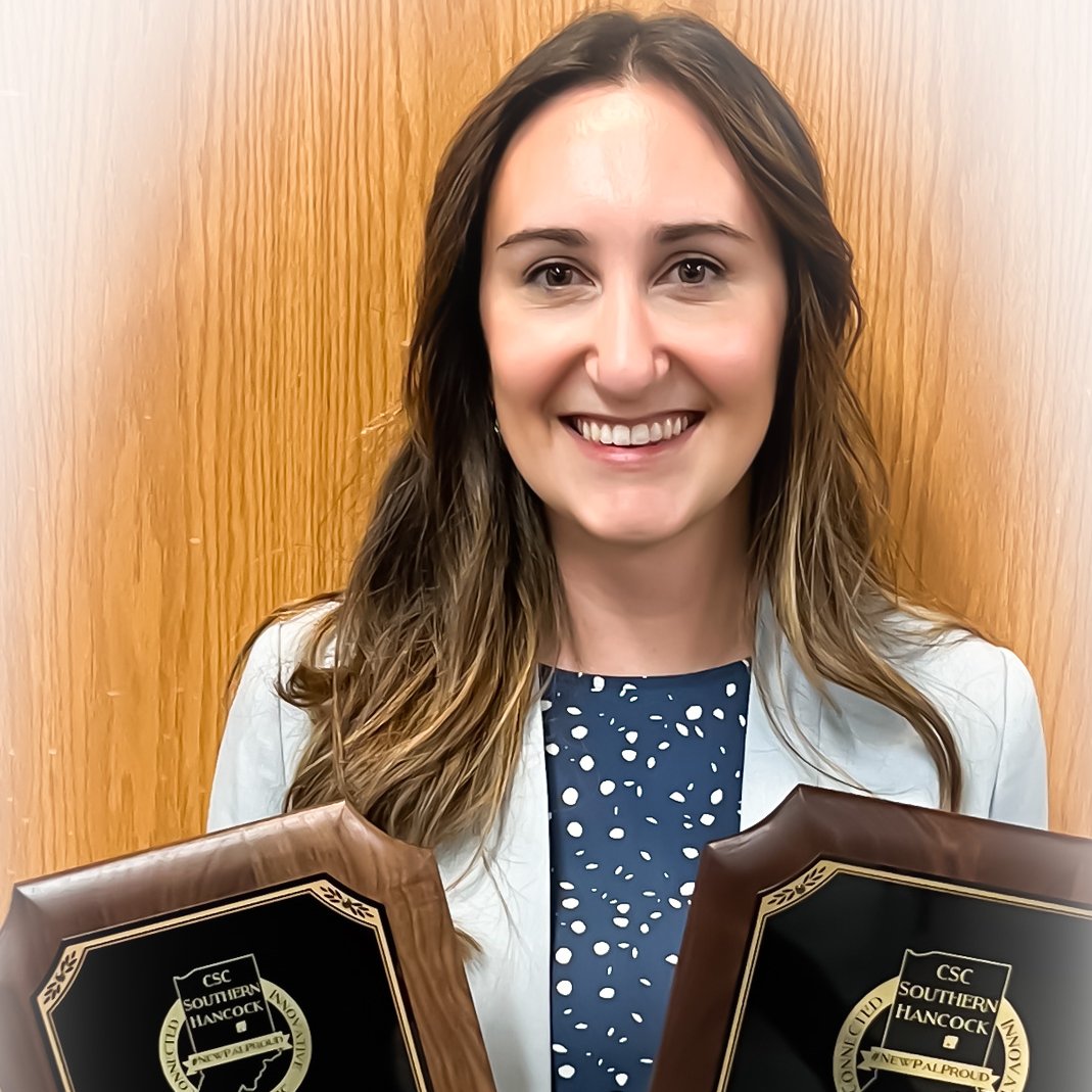 @SouthernHancock is #newpalproud to announce📣 our '22-'23 🎉District Teacher of the Year🎉! This year's recipient is Gina Iacobucci. 🏆
Gina is known for her kindness, dedication, exceptional social studies instruction, and being able to reach all students! #pursuitofexcellence