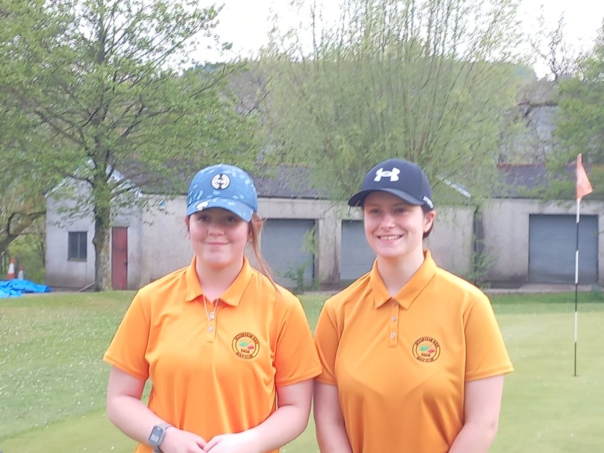 Congratulations Lowri & Grace winning your Mary Nicholls cup match this evening against Wenvoe Castle.  Good luck in round 2 @MountainAshGolf @StjohngirlsPE @NMGolf1