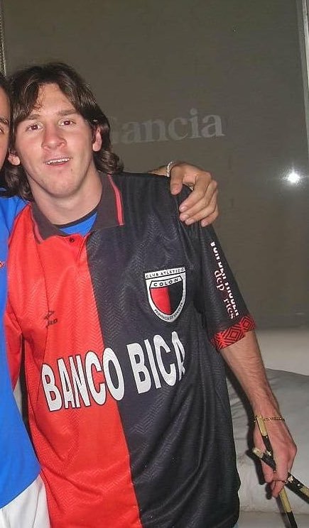 ESPNArgentima's tweet photo. @MarioVentura_ Messi cuando casi ficha por colon https://t.co/NIavGeMCfO