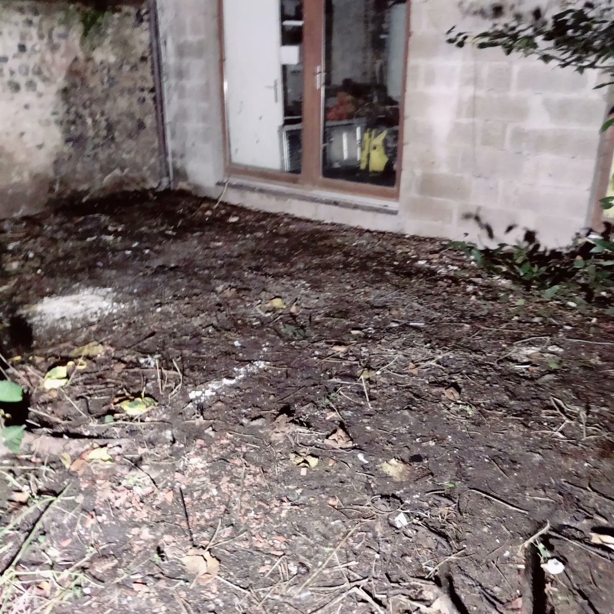 Opdebarras's tweet photo. 🌕 Intervention nocturne 🌃

Lorsque que les accès sont limités, une immobilisation sur la voie publique est nécessaire. Une simple prestation s'organise et se planifie ✅

https://t.co/KQ0302CWL6

#chantier #nuit #honfleur https://t.co/dnxTlBjVvR
