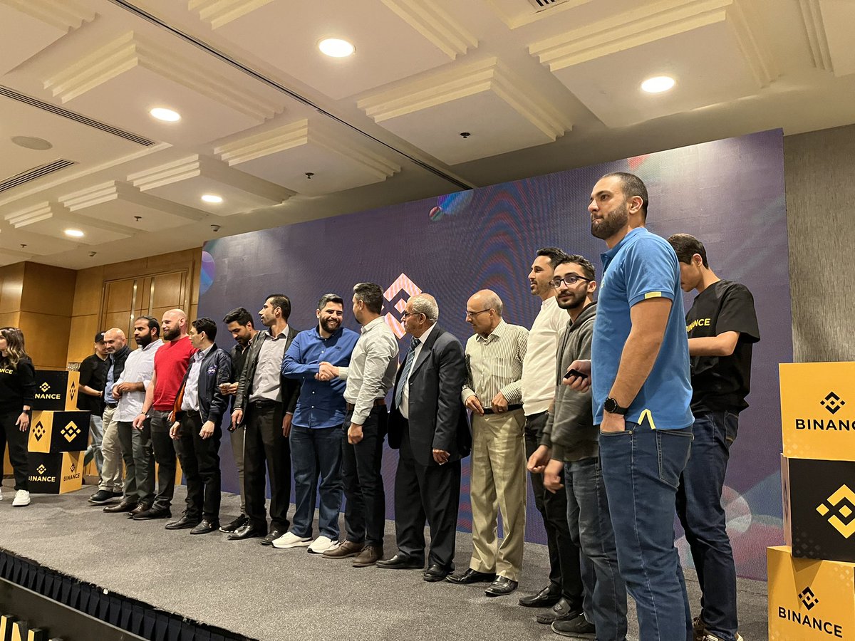 IbrahimTuffaha's tweet photo. من مشاركتي الثالثة في ملتقى باينانس- عمَّان.
@BinanceArabic @binance 
#باينانس #كريبتو #JeromePowell #بيتكوين #fed #إيلون_ماسك #شيبا #دوجکوین #بيبي #binance #binanceammanmeetup #binancelebanon #czbinance #elonmusk #dogecoin #shibainu #fomc #pepe #crypto #bitcoin #ethereum #xrp https://t.co/XWDHq8mEEt