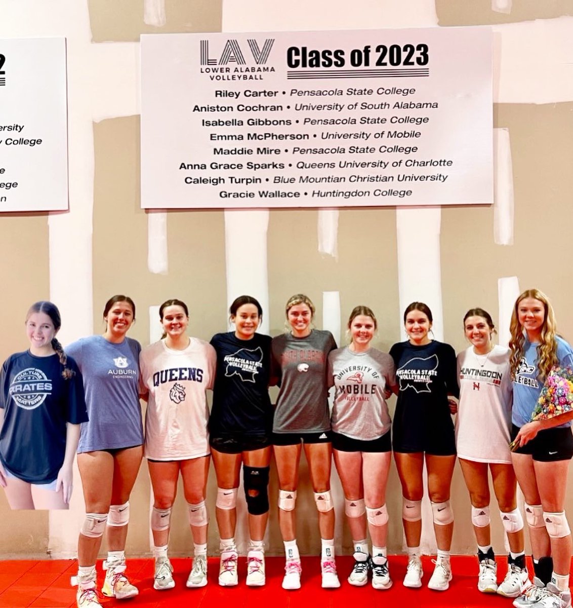 LowerAlabamaVB's tweet photo. We are very proud of this group and what this next year will hold for them!
#signingday #commits #LAV https://t.co/jOwuuOXb0O