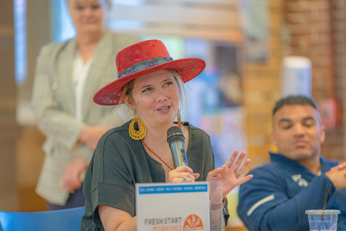 This morning, Lisa Lawrence of LGE Community Credit Union gave an educational presentation focusing on Business Loan Basics. 💼🏦

Thank you, Lisa &amp; LGE Community Credit Union for joining us this morning!

#FreshStartMornings #Entrepreneurs