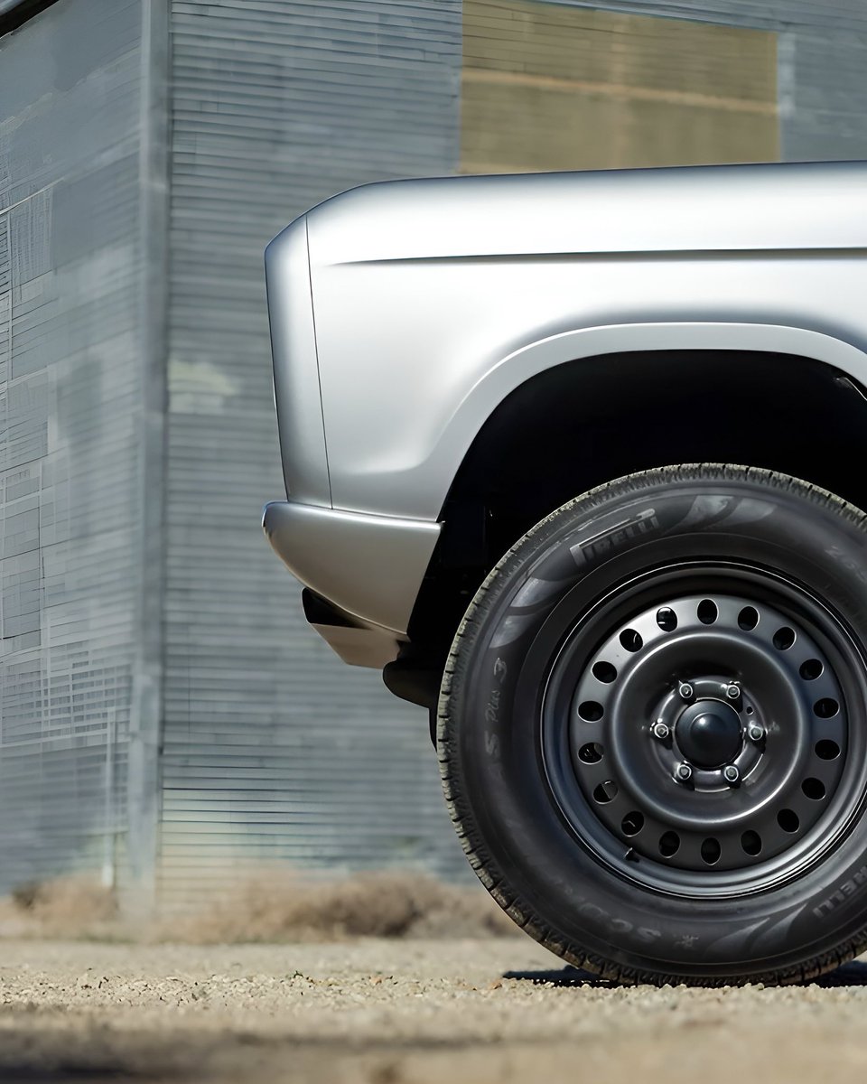 zerolabsauto's tweet photo. The value of the past is best measured by its influence on the future. Carbon. Classic. Clean.
📸: @MotorTrend
#ZeroLabs #classicelectric #ford #bronco https://t.co/YflZPN8HWs