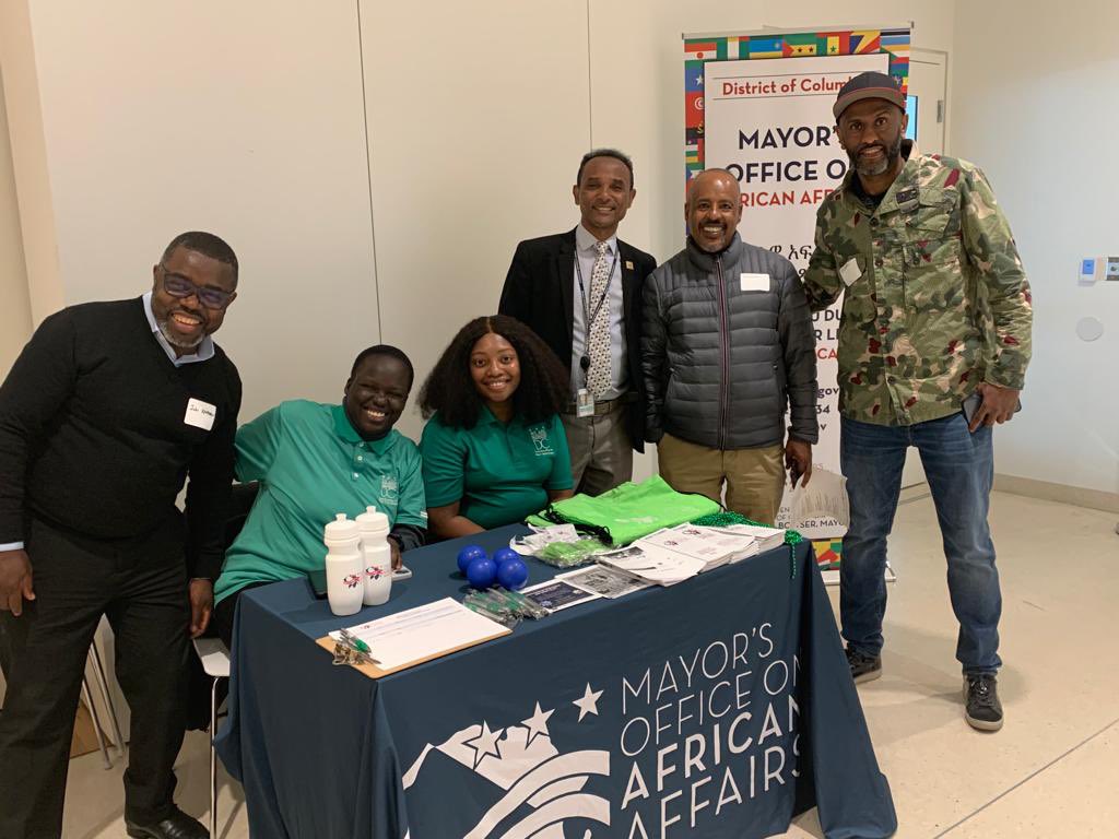 MOAA_DC's tweet photo. Today, #TeamMOAA joined @MayorBowser’s second annual DC Small Business Expo. The theme “Resources for Financial Success” was supported by @DCDISB, @SmallBizDC, and dozens of industry leaders providing expertise and tools for small businesses grow. #SmallBusinessWeek #DCValues https://t.co/0udRpVNb9T