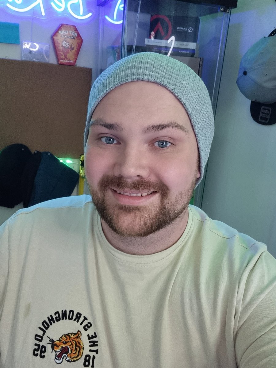 Well we are back! 

Jedi Survivor Time! 

twitch.tv/BryonDredd