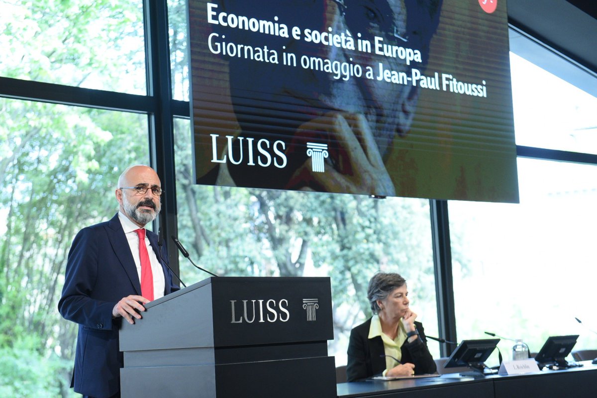UniLUISS's tweet photo. Oggi #Luiss, ad un anno dalla scomparsa, ha dedicato una giornata in omaggio all'economista Jean-Paul #Fitoussi. Ricchi panel si sono susseguiti nel corso di tutto l'evento 👉https://t.co/uNp2pQZ1Vp https://t.co/FnRQnj2z8y