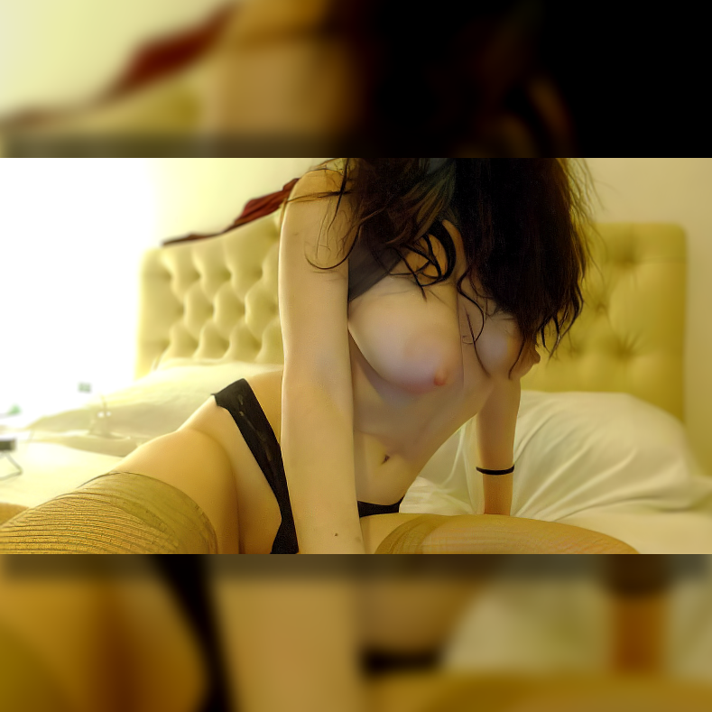 Cam4_IT's tweet photo. 😍😍😍            ▶️https://t.co/wA7Nf2iMa5       #tettefuori #sexybrunette #titsout            @Psy_Heart_ https://t.co/M85Gi0jxyi