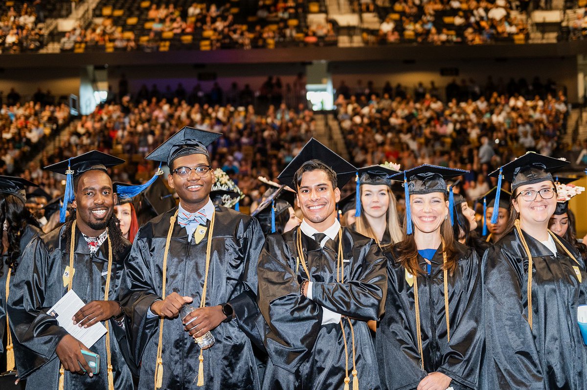SeminoleState's tweet photo. Seminole State held its Spring 2023 Commencement on Tuesday, May 2. More than 2,000 degrees and certificates were conferred at @AdditionFiArena. Congratulations graduates and best wishes for your next adventure! #SSC #GoStateGoFar #SSCAlumni https://t.co/0Cq4bUtvvY
