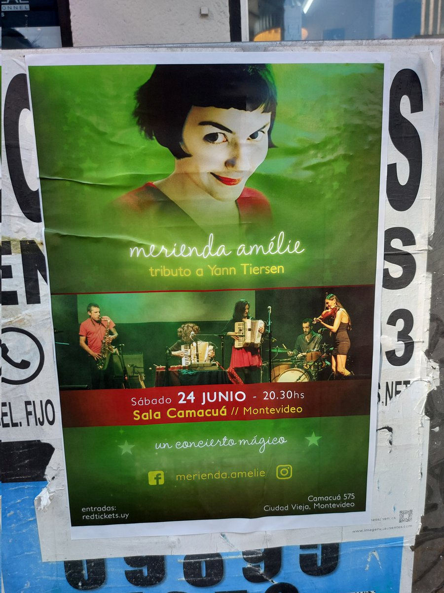 Visto por la calle en el centro de Montevideo. Un hermoso homenaje a #AmeliePoulain, la película icónica de #JeanPierreJeunet, y a la música de @yanntiersen. @FranceenUruguay