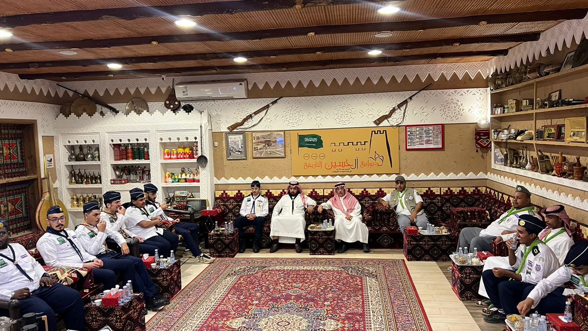 الفريق الكشفي بديوانية آل حسين tweet media
