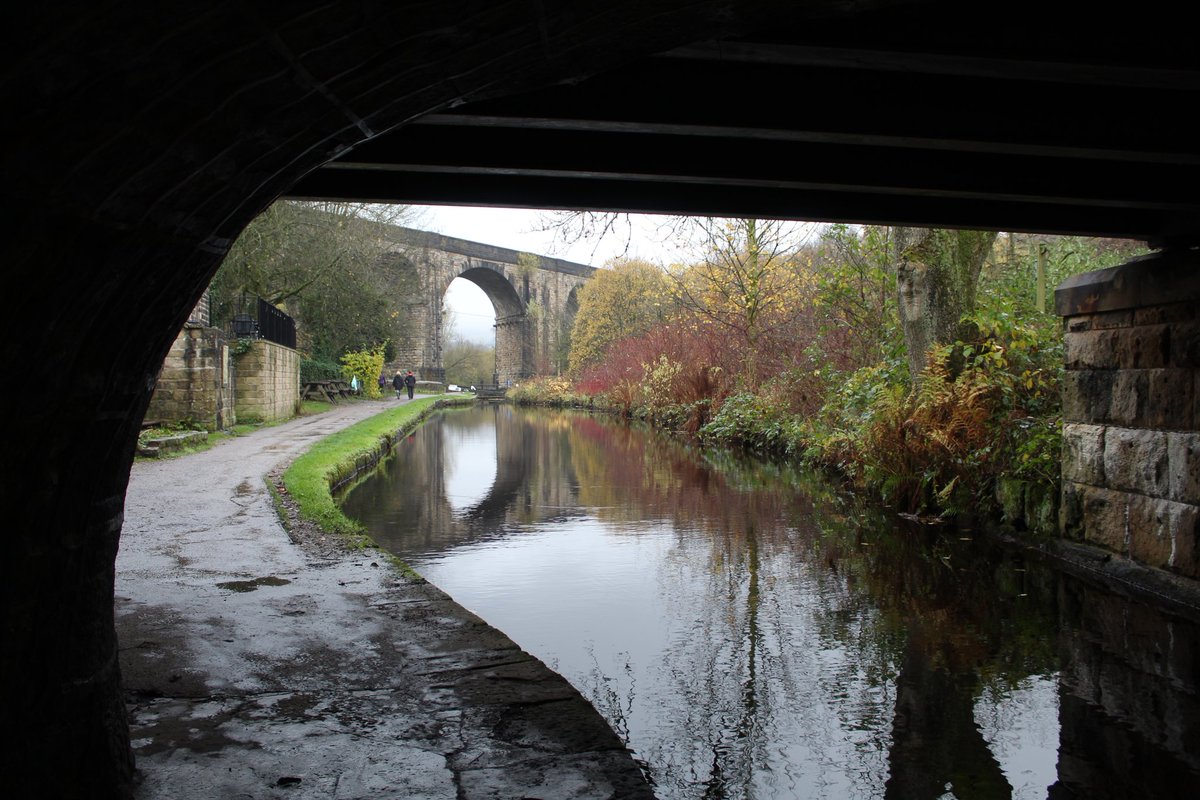 Browning Bridge No 73 .. Huddersfield Narrow Canal #Saddleworth #Uppermill @CanalRiverTrust #canalbridge #canalwalk