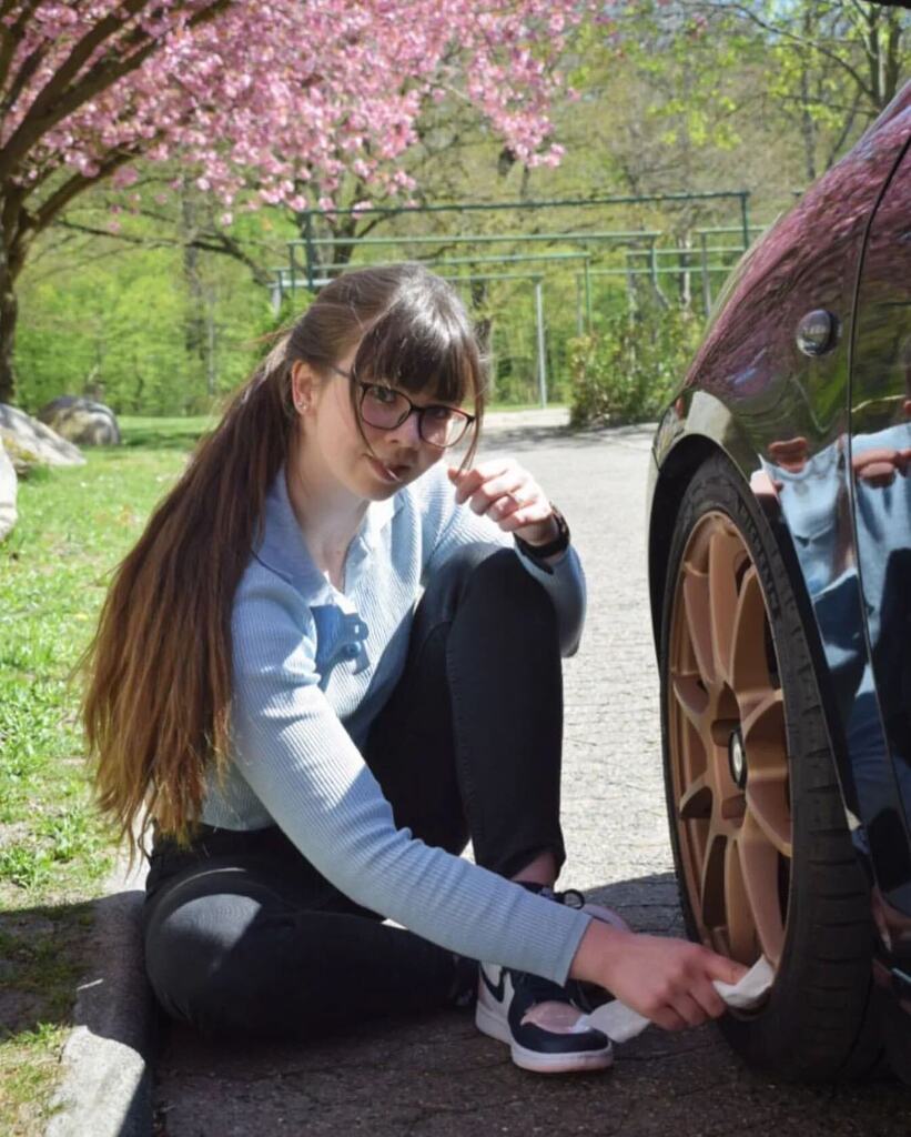 ladydriven_co's tweet image. 👌
#wheelappreciationwednesday with leonie_kaesi!
•
•
•
#ladydriven #jdm #jdmculture #loweredlifestyle #cherryblossom #cherryblossoms 🌸 #suzuki #swift #suzukiswiftsport #ladydrivenfam #teamladydriven #cargirlculture #wecandoit #girlpower #thisgirl… instagr.am/p/Cryo8STPixu/