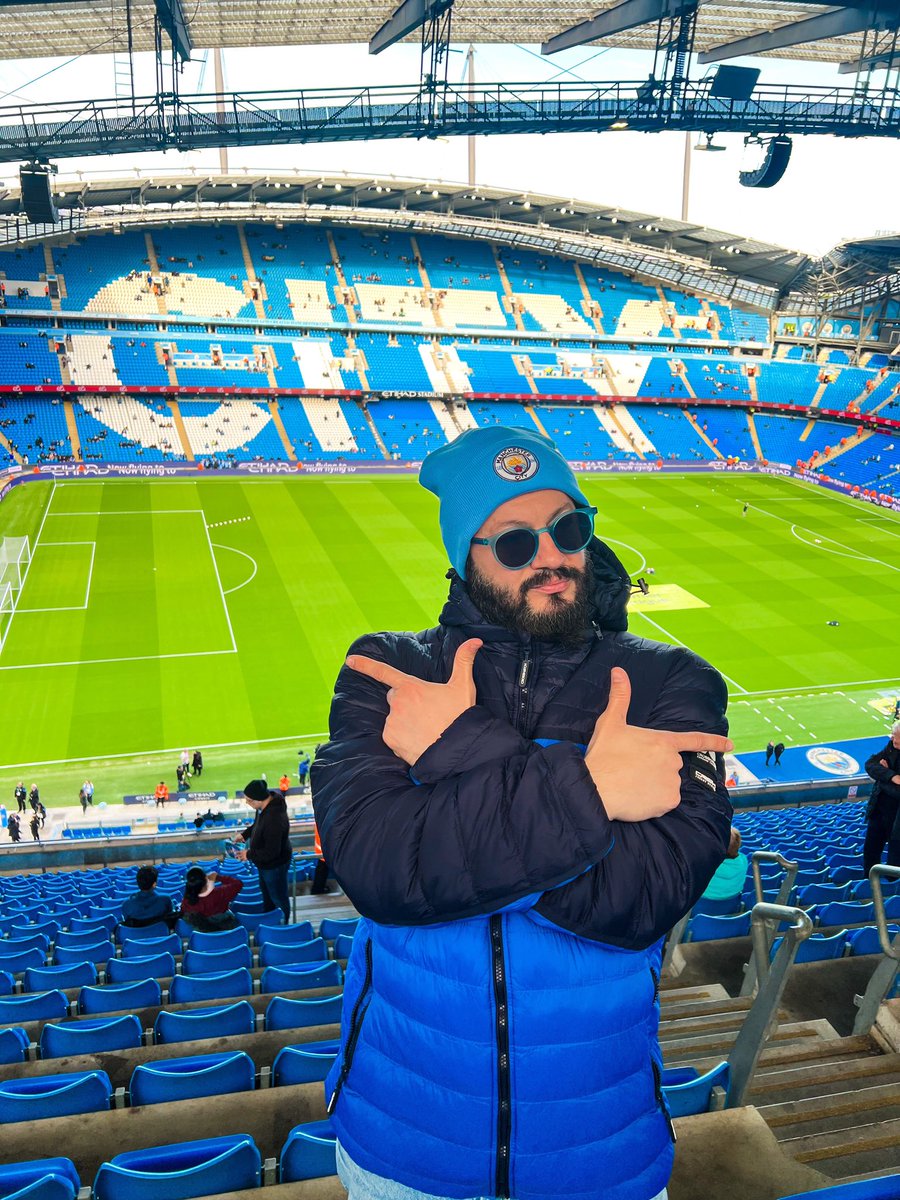 Who wins? #ManCity vs #WestHam ⚽️😀🖖
#manchester #live #manchestercityfc #mancity #mancityfc