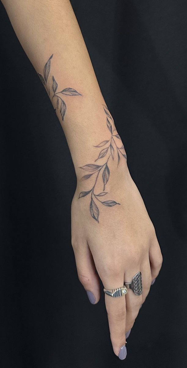Facetattoo's tweet photo. https://t.co/g7kKnElQtu