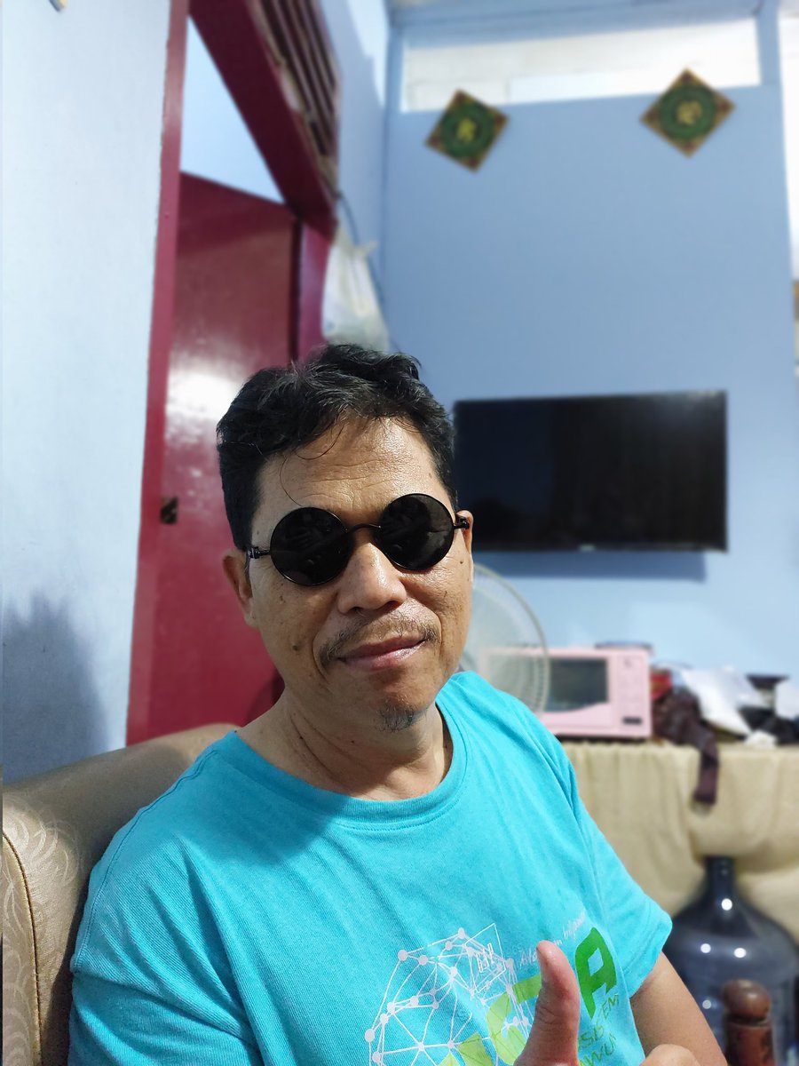 yousee1000_'s tweet photo. Jangan lupa senyum ges🤙 https://t.co/0uHvttJnCj