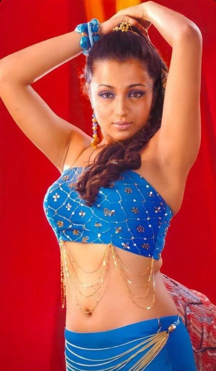 FvOYOFjaUAANtri?format=jpg&name=large