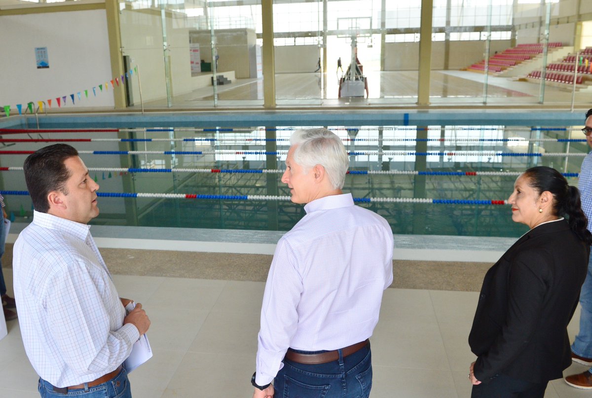 La Universidad Tecnológica de #Tecámac promueve el deporte con espacios como el gimnasio, la alberca y la cancha de usos múltiples.