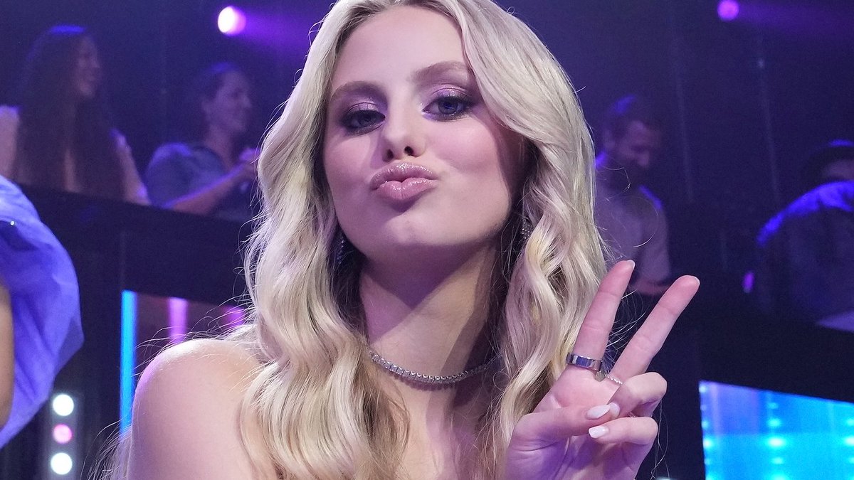 American Idol tweet media