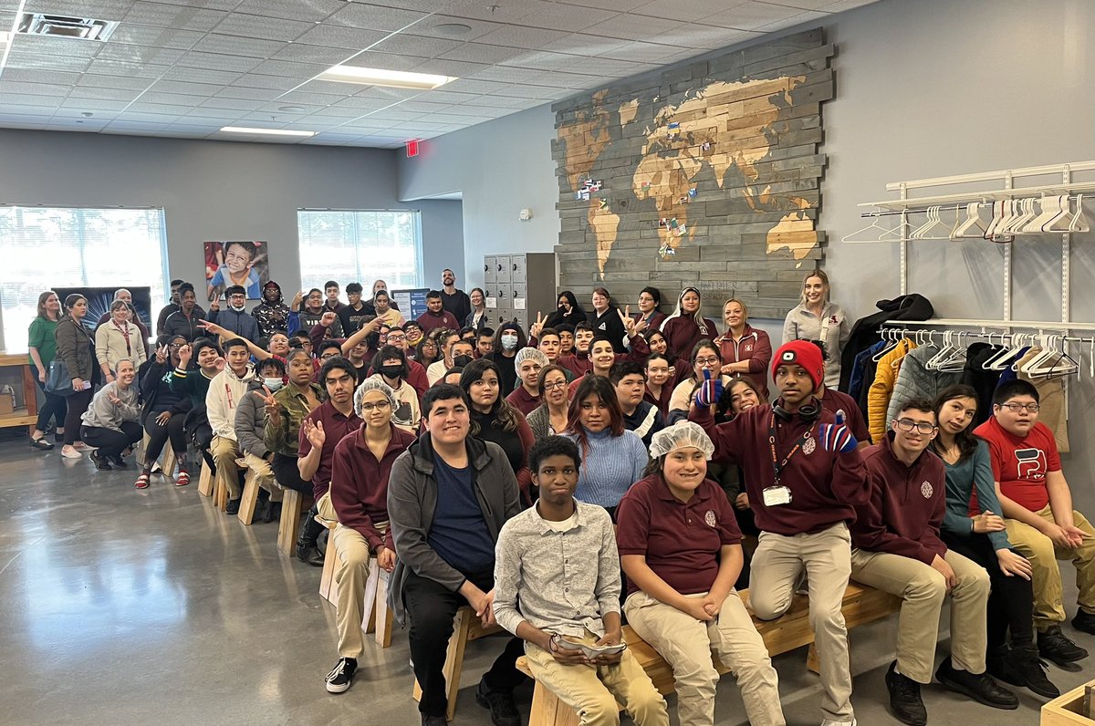 MW_SW_Psychs's tweet image. These awesome mustangs just helped pack 70 boxes for Feed My Starving Children #FMSC #MortonPride