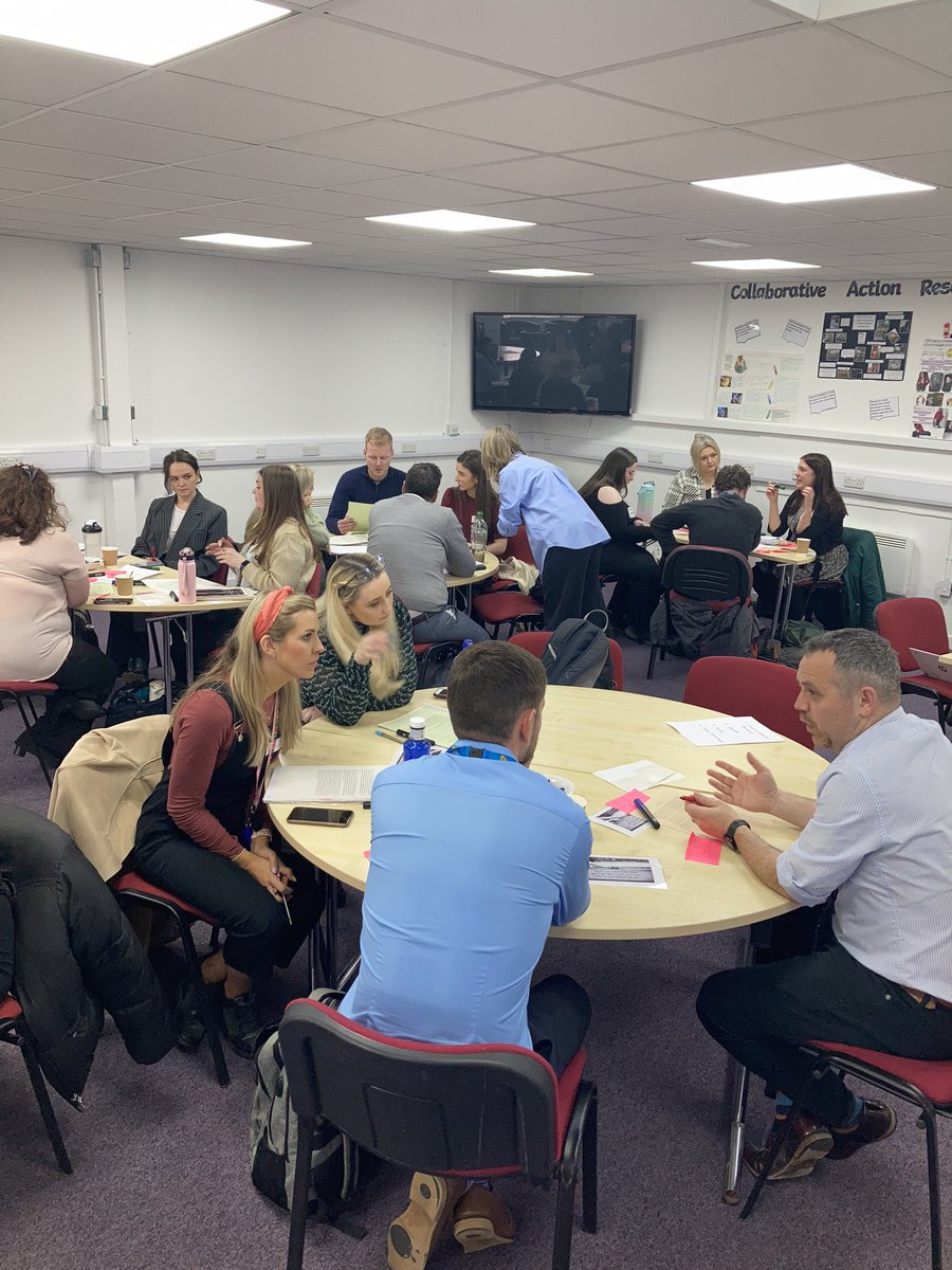 wdcproflearning's tweet photo. Thrilled with the turnout today at WDC Early Career Teacher Network. The enthusiasm and passion to share and learn from each other was wonderful! If you are an ECT in WDC and want to come along get in touch with the Professional Learning Team. Our next session is 17th May. #WDECT https://t.co/ehQlMV5Qp6