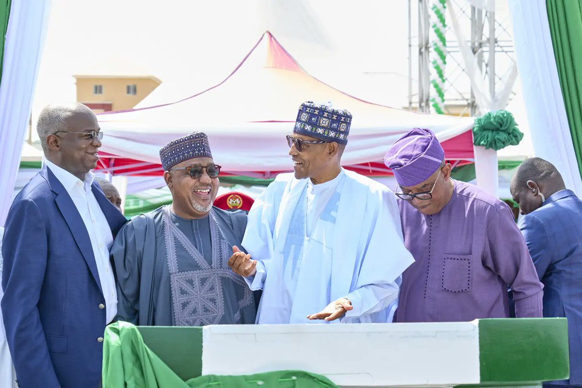 hon_umarelyakub's tweet photo. Commissioning of the Federal Housing Commission (FHA) Zuba Housing Estate, Zuba FCT https://t.co/0IXdvzWDNb