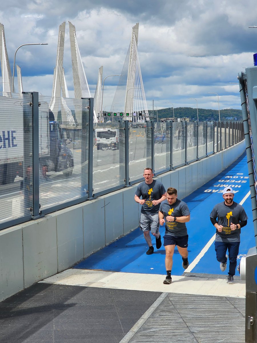 GMMCB's tweet photo. We were thrilled to be part of the Tri-County Law Enforcement Torch Run (@LETRforSO) today on the shared use path. Police officers from Rockland, Westchester, and Putnam, including @nyspolice, took part in runs across the region to raise money and awareness for @SpecOlympicsNY. https://t.co/oUtTf3dTjc